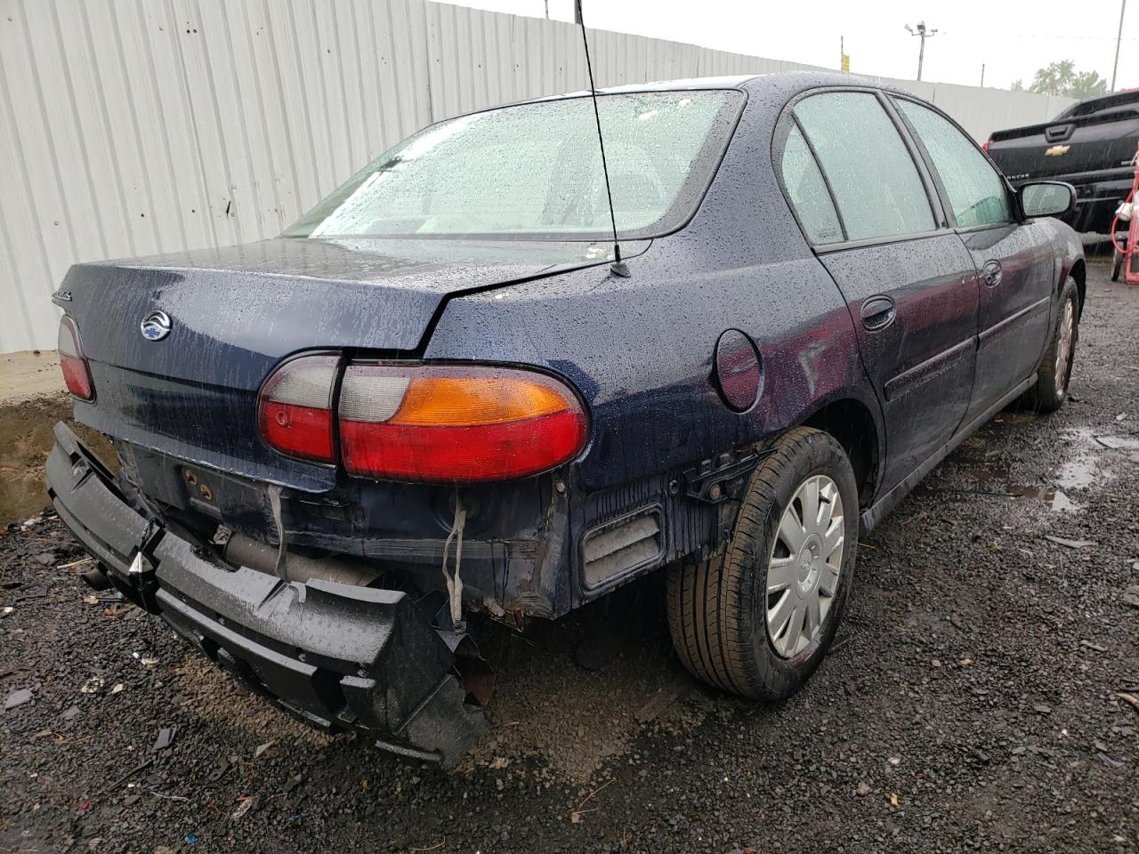 Photo 4 from auction – 2001 CHEVROLET MALIBU with VIN 1G1ND52J216266866