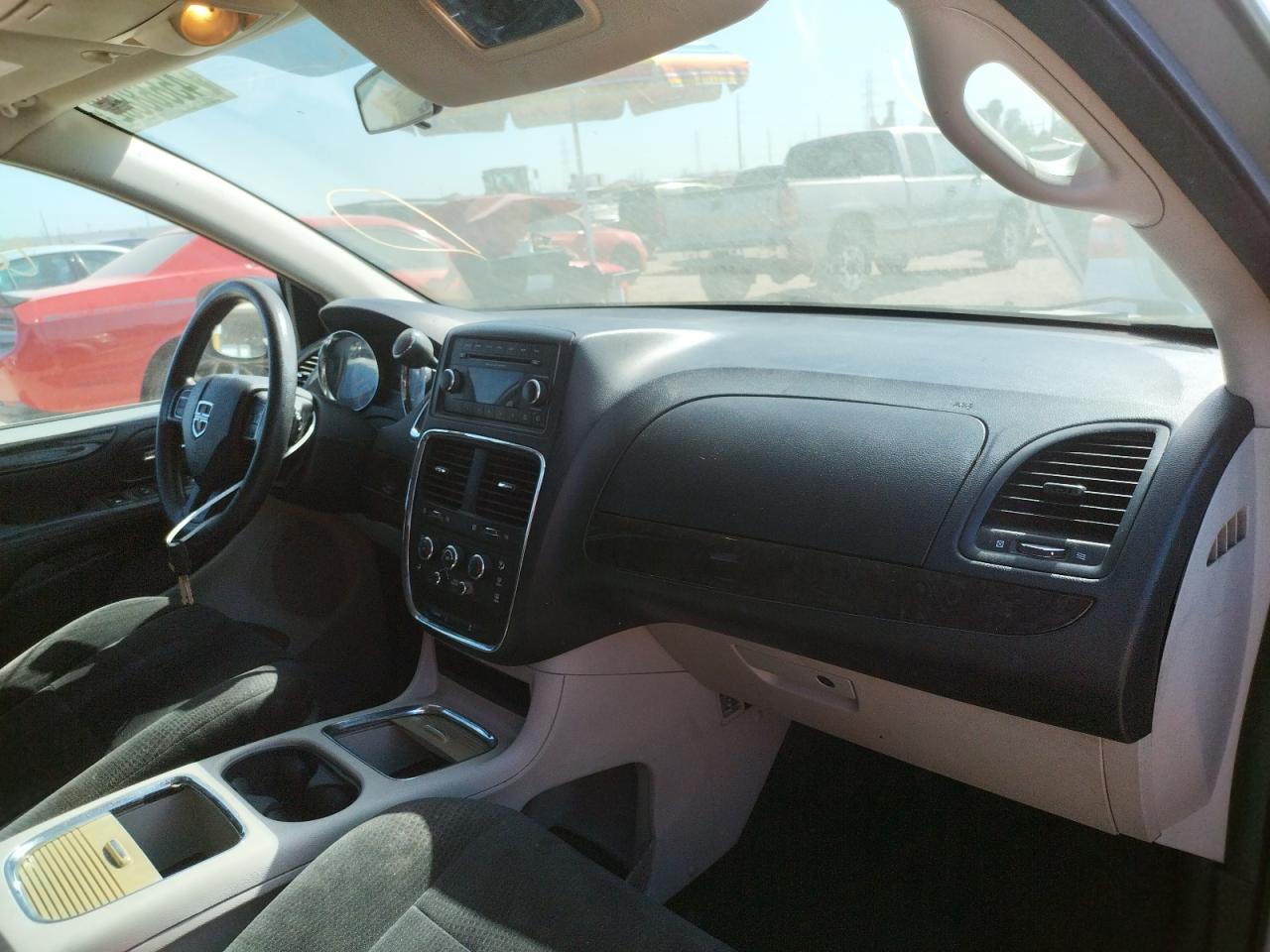 Photo 9 from auction – 2013 DODGE GRAND CARA with VIN 2C4RDGCG9DR716937