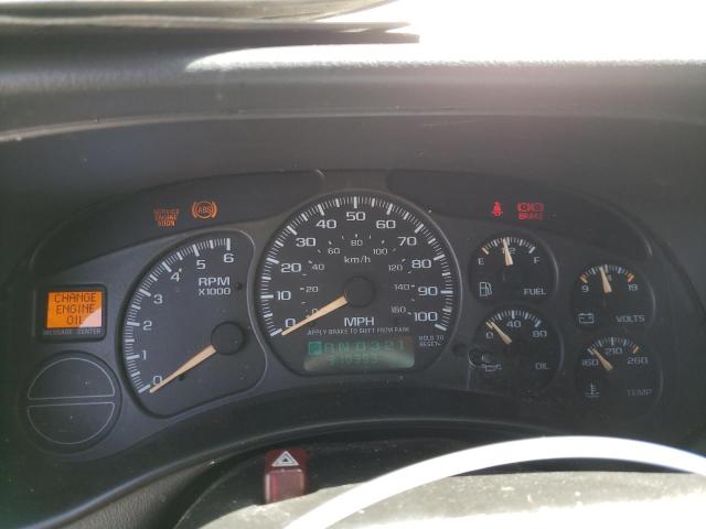 Photo 8 from auction – 2002 CHEVROLET SILVERADO with VIN 2GCEC19V121324812