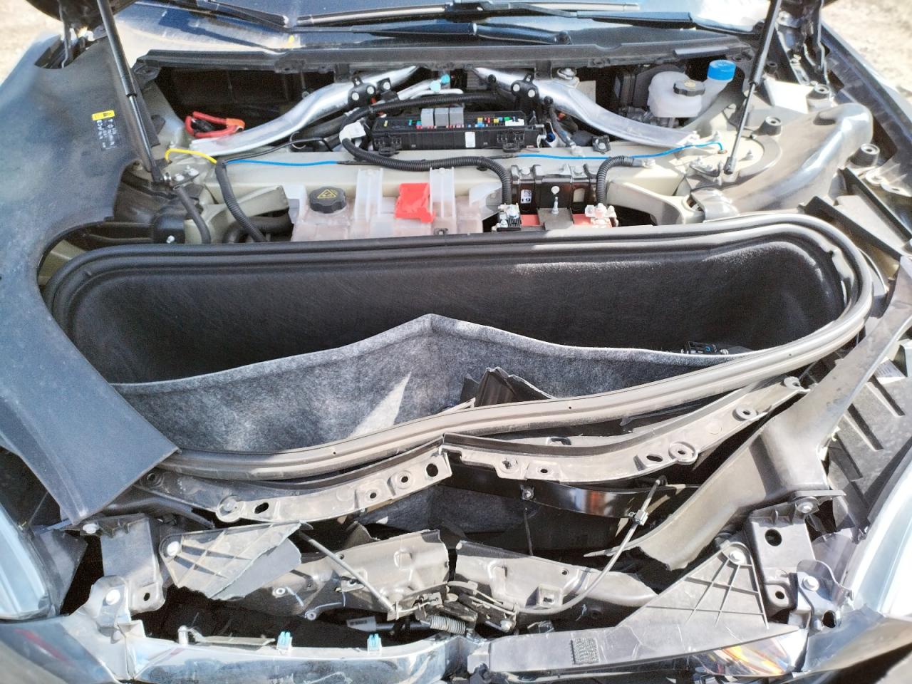 Photo 7 from auction – 2018 TESLA MODEL S with VIN 5YJSA1E26JF269726