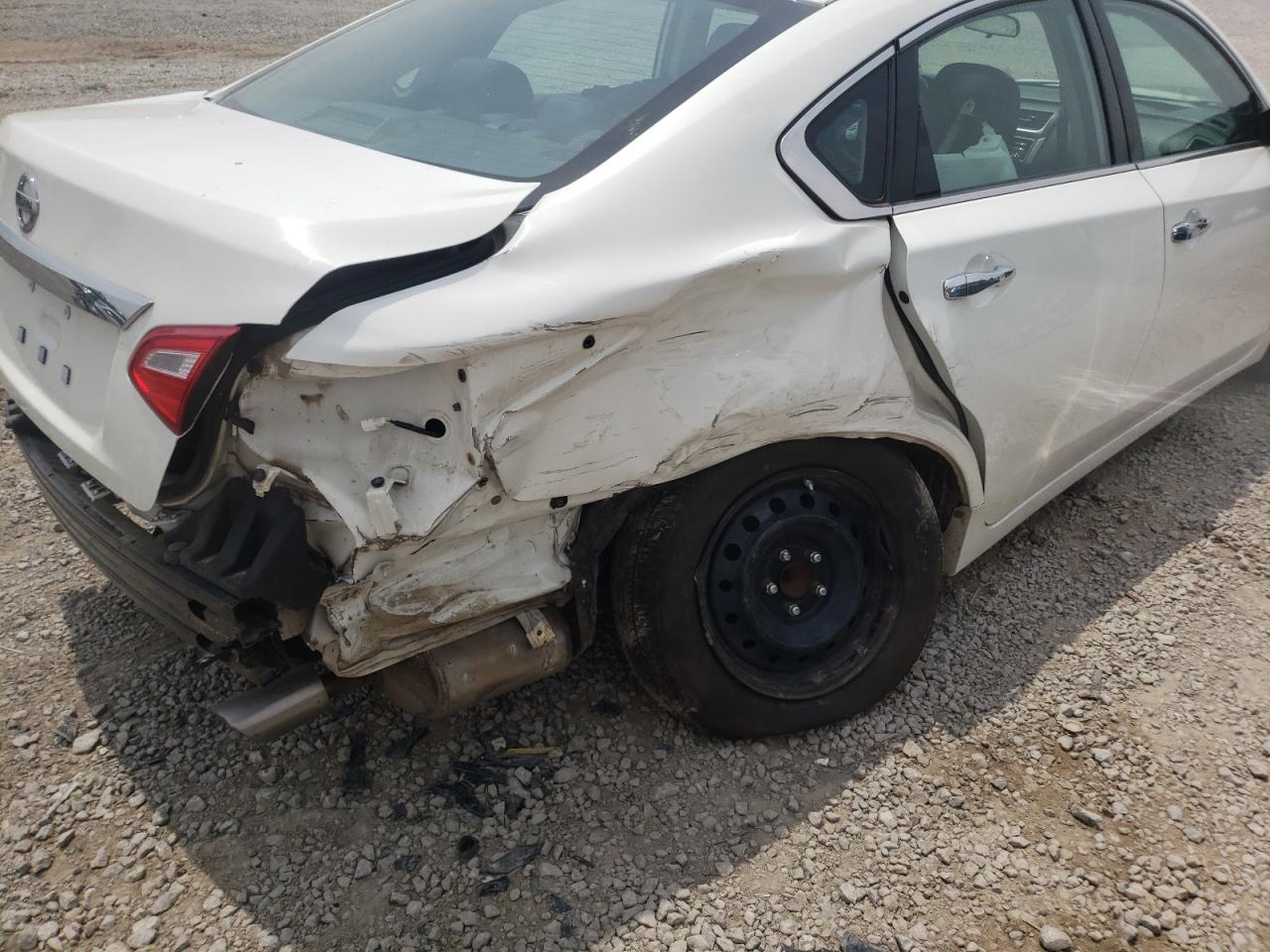 Photo 9 from auction – 2016 NISSAN ALTIMA 2.5 with VIN 1N4AL3AP2GN368787