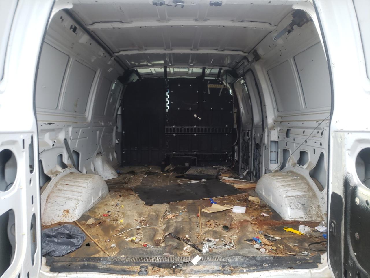 Photo 17 from auction – 2006 FORD ECONOLINE with VIN 1FTSE34SX6DB01037