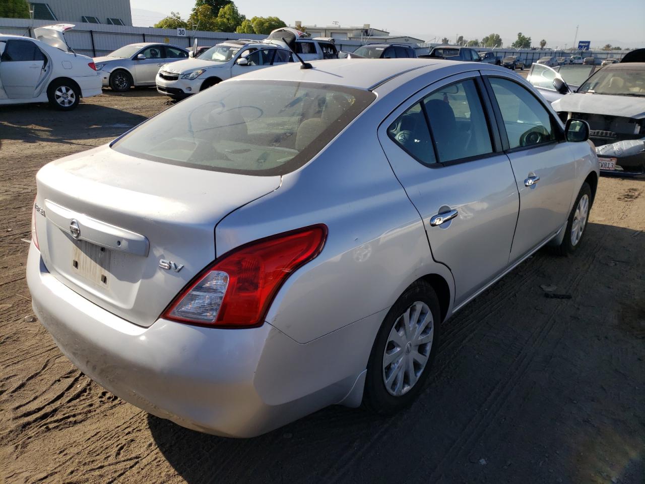 Photo 4 from auction – 2012 NISSAN VERSA S with VIN 3N1CN7AP1CL859241