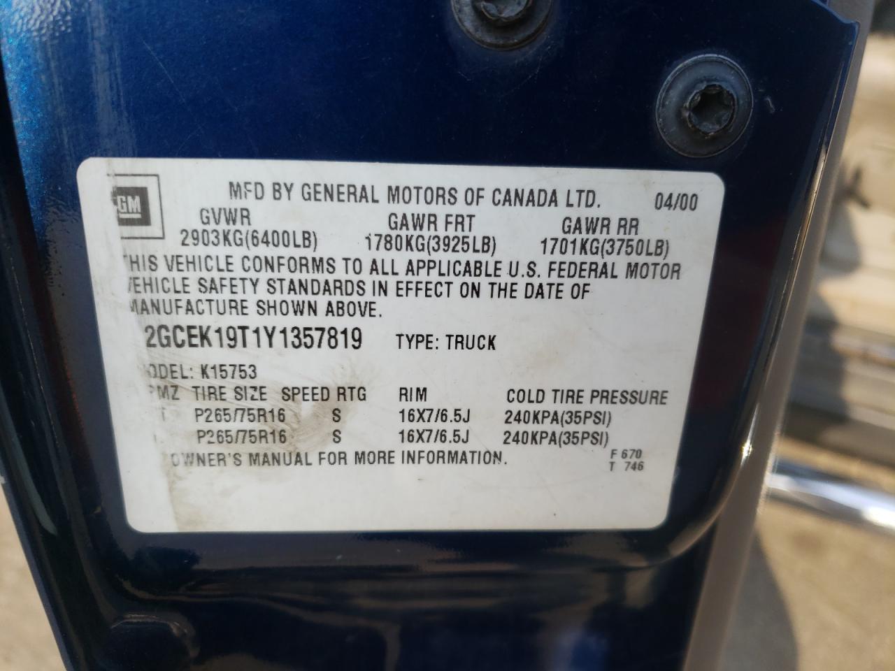 Photo 10 from auction – 2000 CHEVROLET SILVERADO with VIN 2GCEK19T1Y1357819