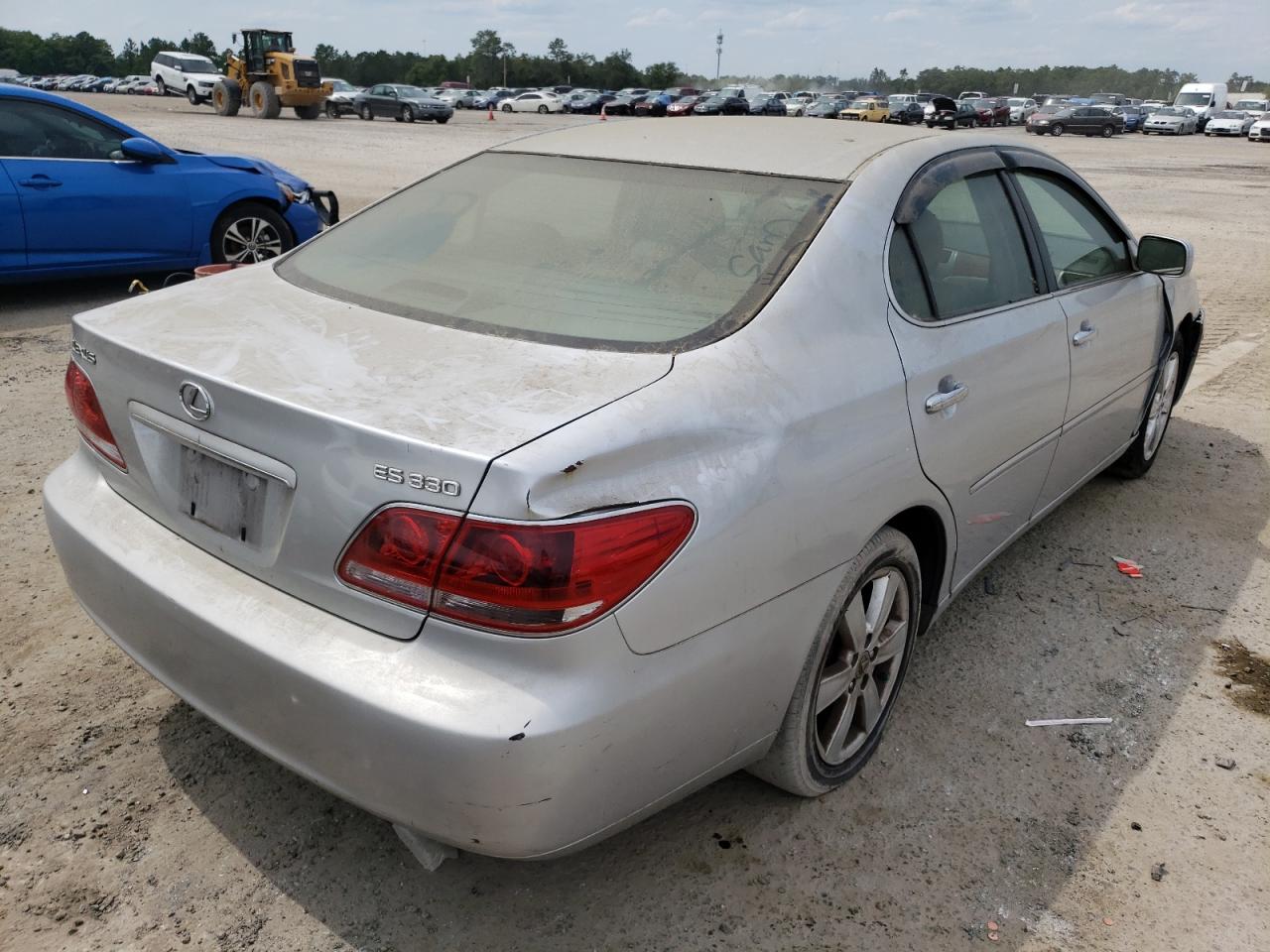 Photo 4 from auction – 2005 LEXUS ES 330 with VIN JTHBA30G955140254
