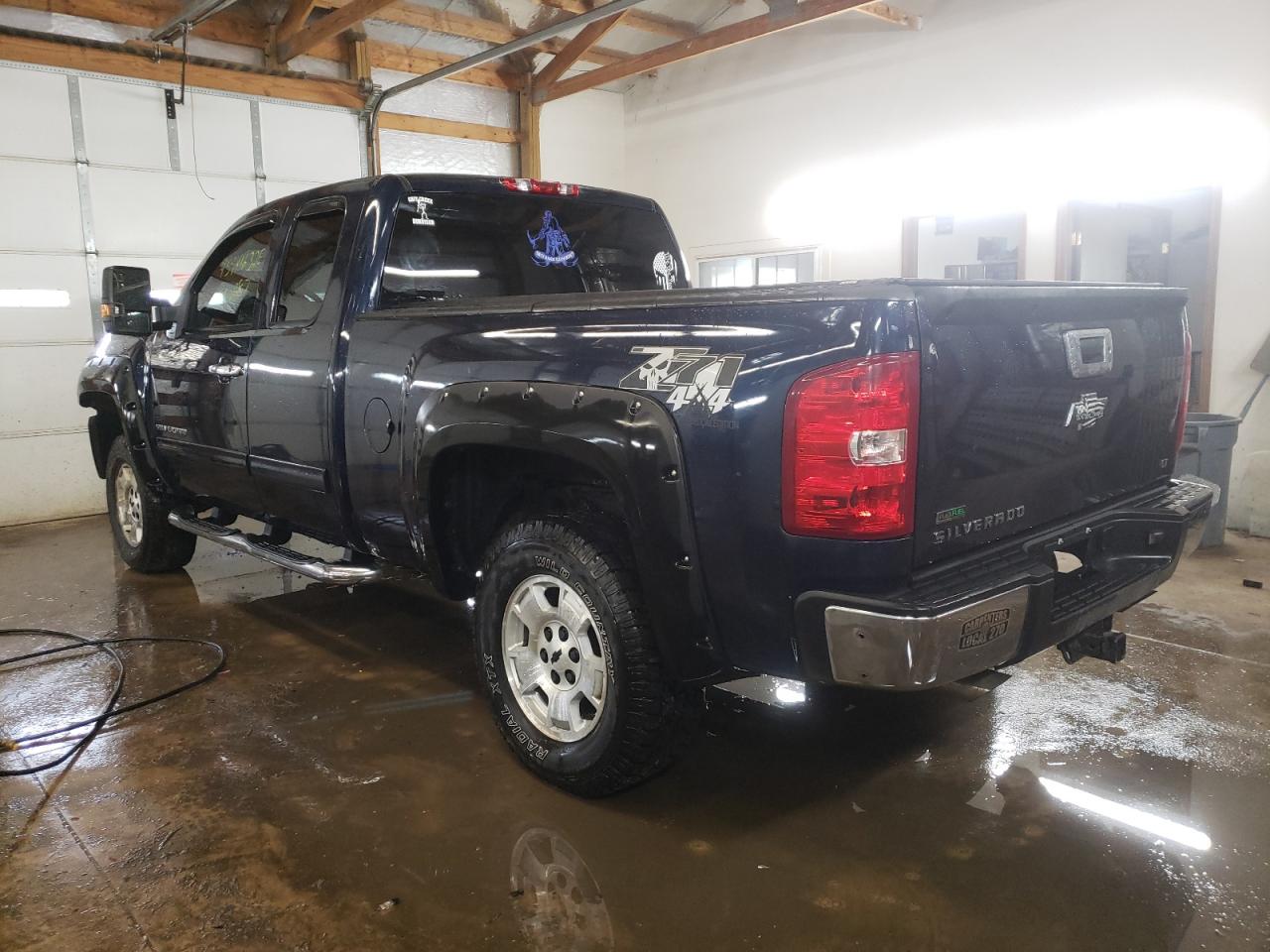 Photo 3 from auction – 2010 CHEVROLET SILVERADO with VIN 1GCSKSE37AZ109778