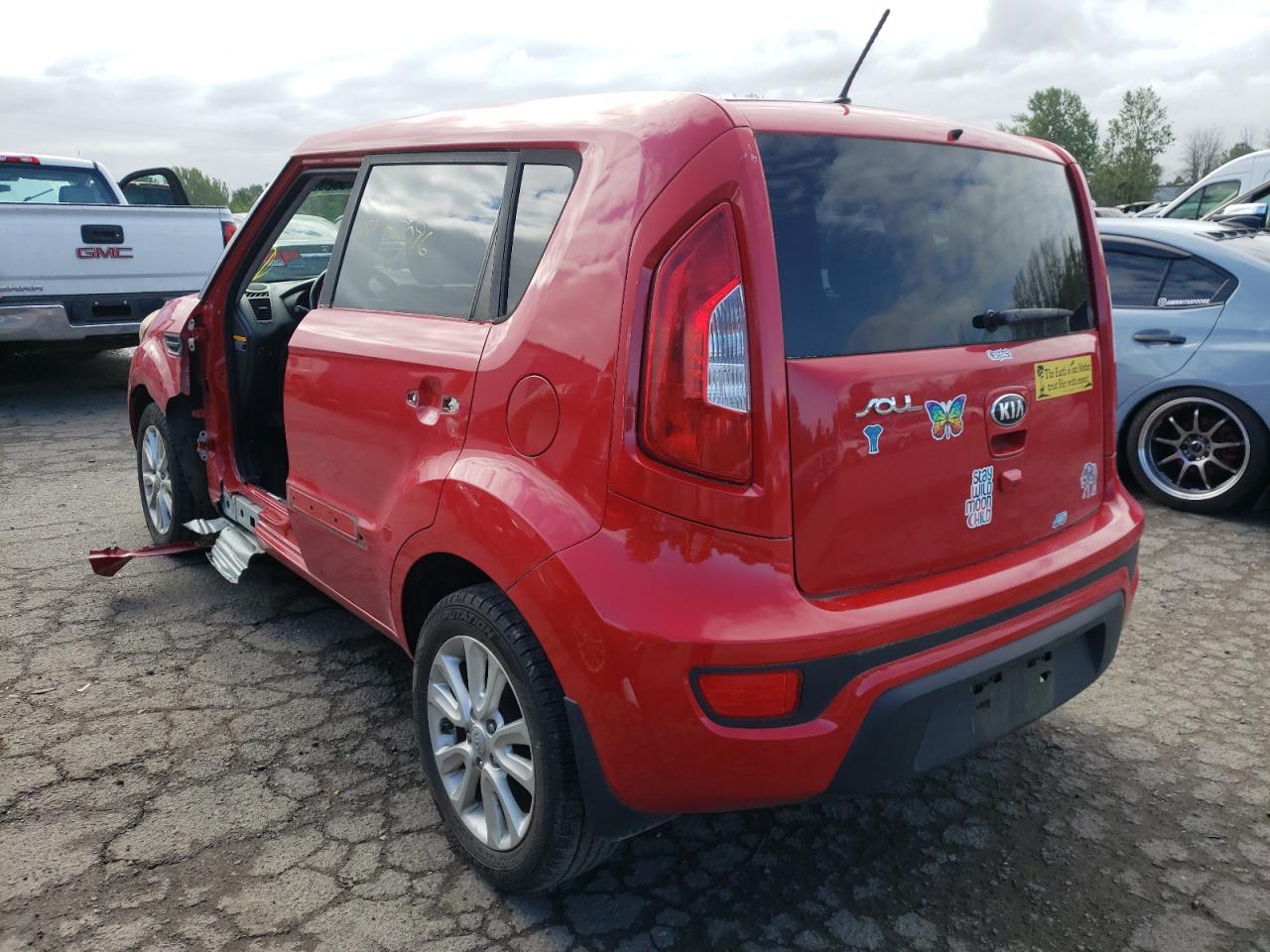 Photo 3 from auction – 2013 KIA SOUL + with VIN KNDJT2A69D7624449