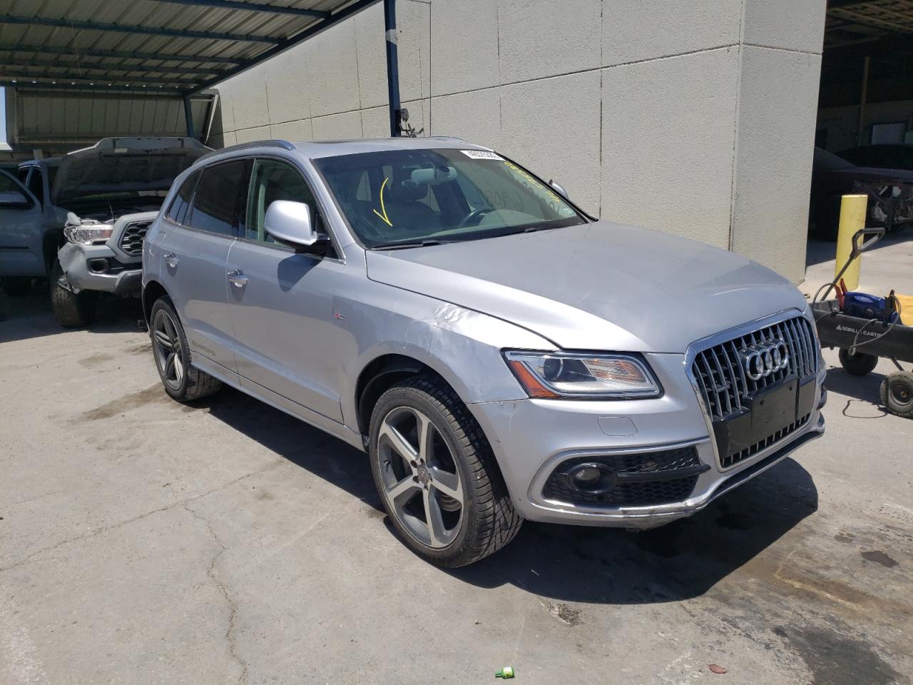 AUDI Q5 PREMIUM 2016 with VIN WA1D7AFP4GA089495 - Photo from auction