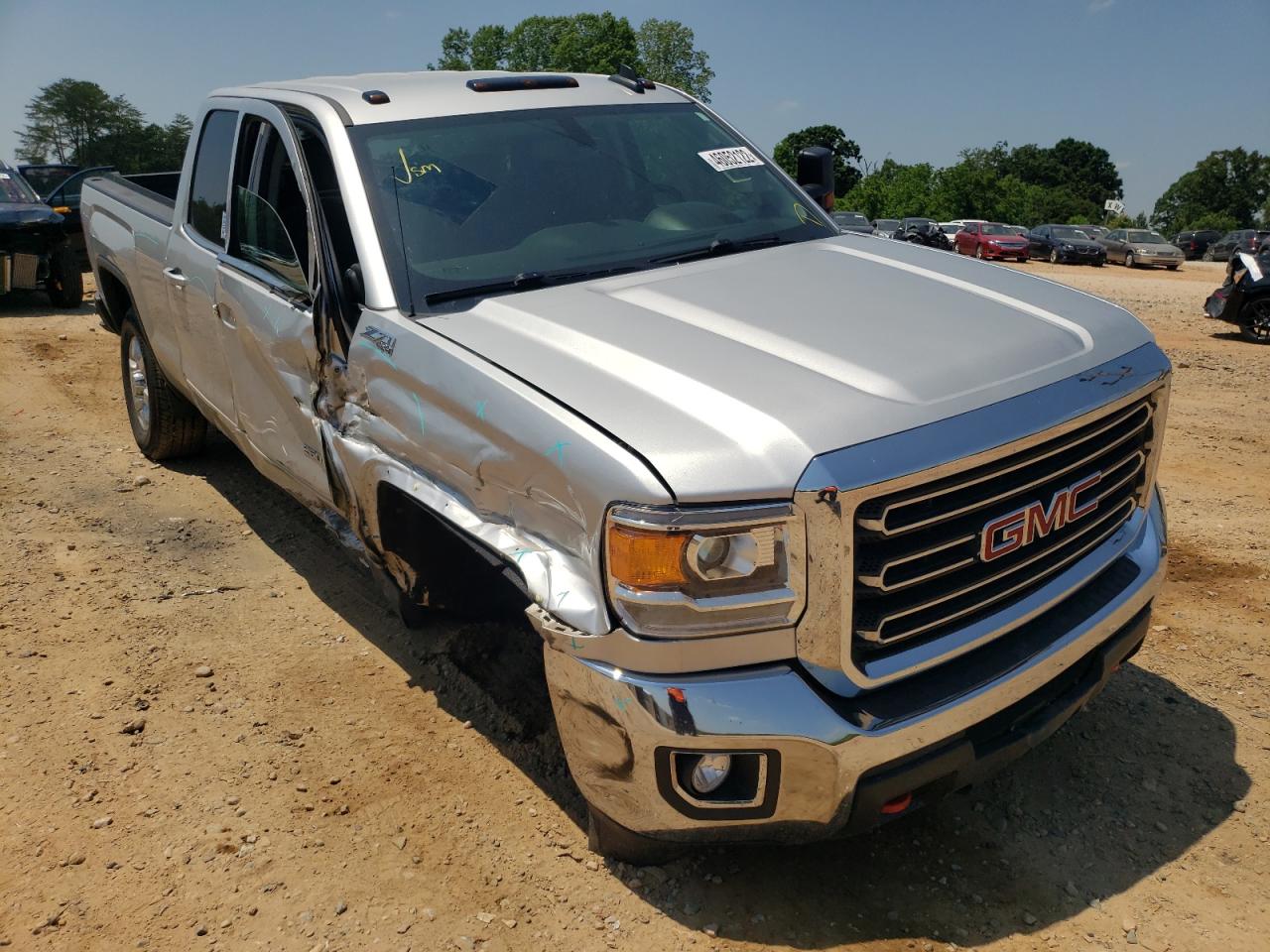 GMC SIERRA K25 2019 with VIN 2GT22PEG0K1215483 - Photo from auction