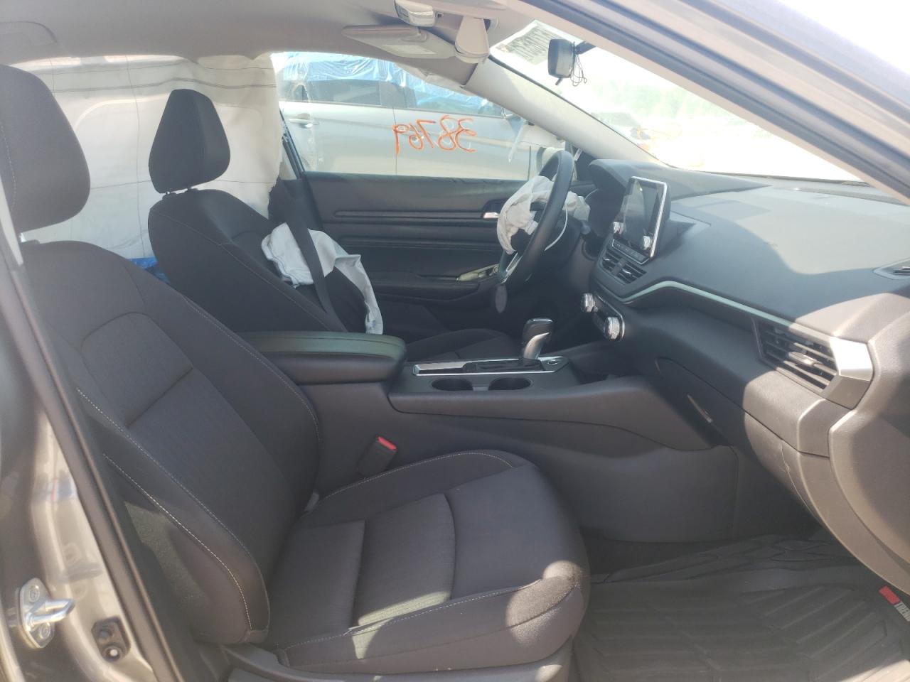 Photo 5 from auction – 2019 NISSAN ALTIMA S with VIN 1N4BL4BV4KC160938