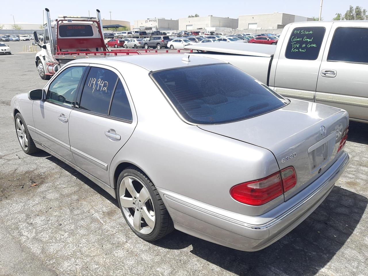 Photo 3 from auction – 2002 MERCEDES-BENZ E 320 with VIN WDBJF65J92B483081