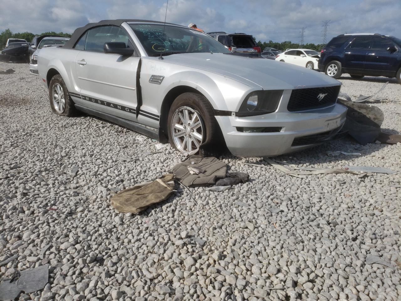 FORD MUSTANG 2007 with VIN 1ZVFT84N675297811 - Photo from auction