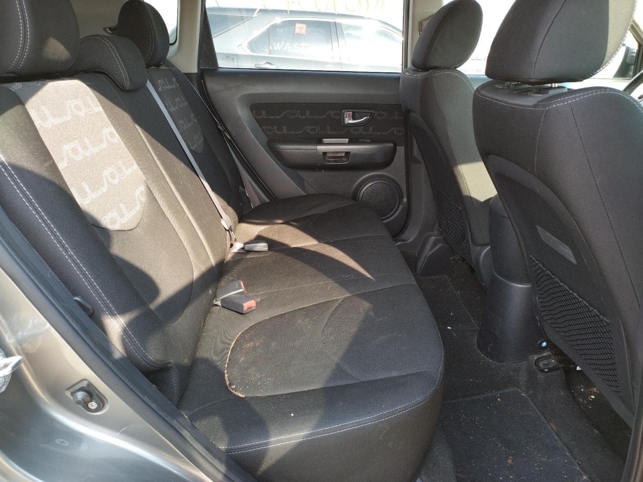 Foto 6 de la subasta – 2013 KIA SOUL + con VIN KNDJT2A62D7599121