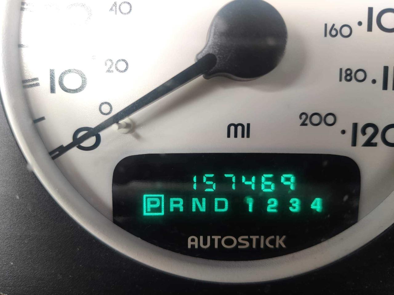 Photo 8 from auction – 1999 CHRYSLER SEBRING JX with VIN 3C3EL55H2XT528729