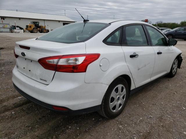 Photo 4 from auction – 2014 FORD FOCUS S with VIN 1FADP3E28EL413319
