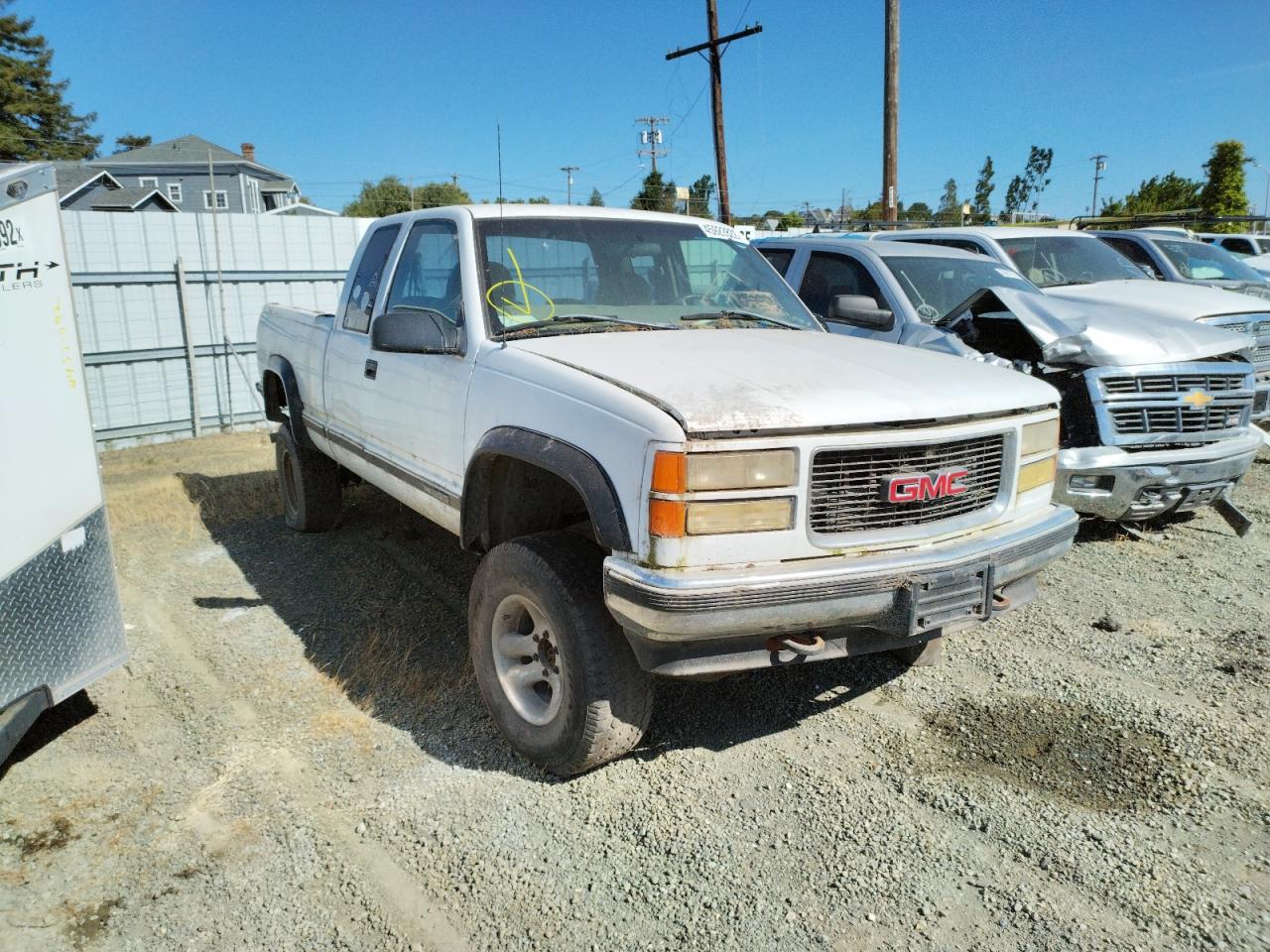 GMC SIERRA K15 1998 with VIN 2GTEK19R1W1529431 - Photo from auction