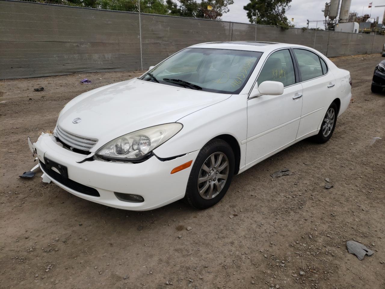 Photo 2 from auction – 2002 LEXUS ES 300 with VIN JTHBF30G625022014