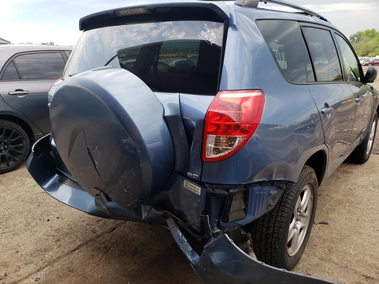 Photo 9 from auction – 2008 TOYOTA RAV4 LIMIT with VIN JTMBD31V785172114