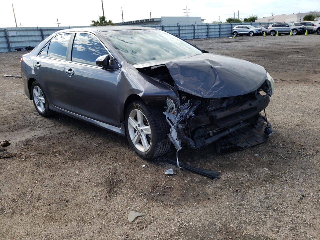TOYOTA CAMRY BASE 2012 z numerem VIN 4T1BF1FK6CU157109 - Zdjęcie z aukcji
