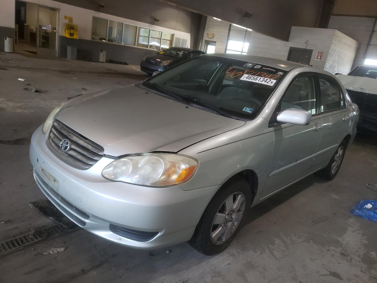 Photo 2 from auction – 2004 TOYOTA COROLLA CE with VIN JTDBR32E242019541