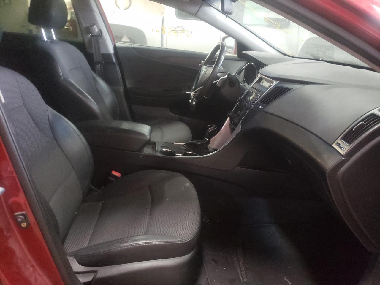 Фото 5 с аукциона – 2011 HYUNDAI SONATA SE с VIN 5NPEC4AC2BH284850