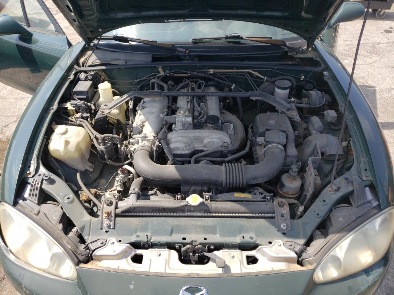 Photo 7 from auction – 2001 MAZDA MX-5 MIATA with VIN JM1NB353310212641
