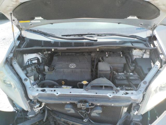 Photo 7 from auction – 2011 TOYOTA SIENNA XLE with VIN 5TDDK3DC7BS002121