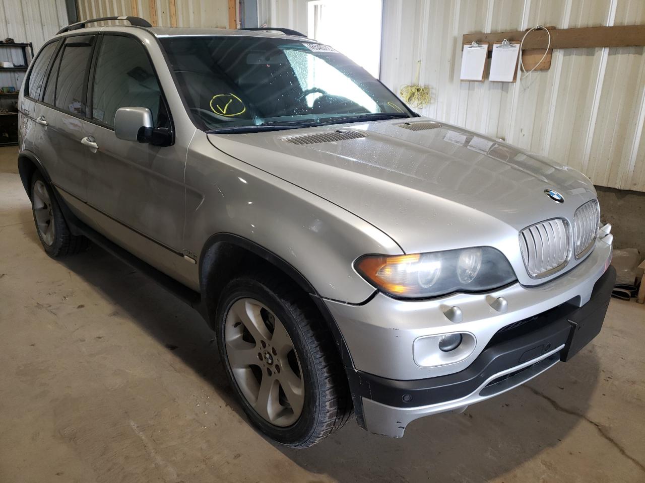 BMW X5 4.8IS 2005 with VIN 5UXFA93525LE82061 - Photo from auction