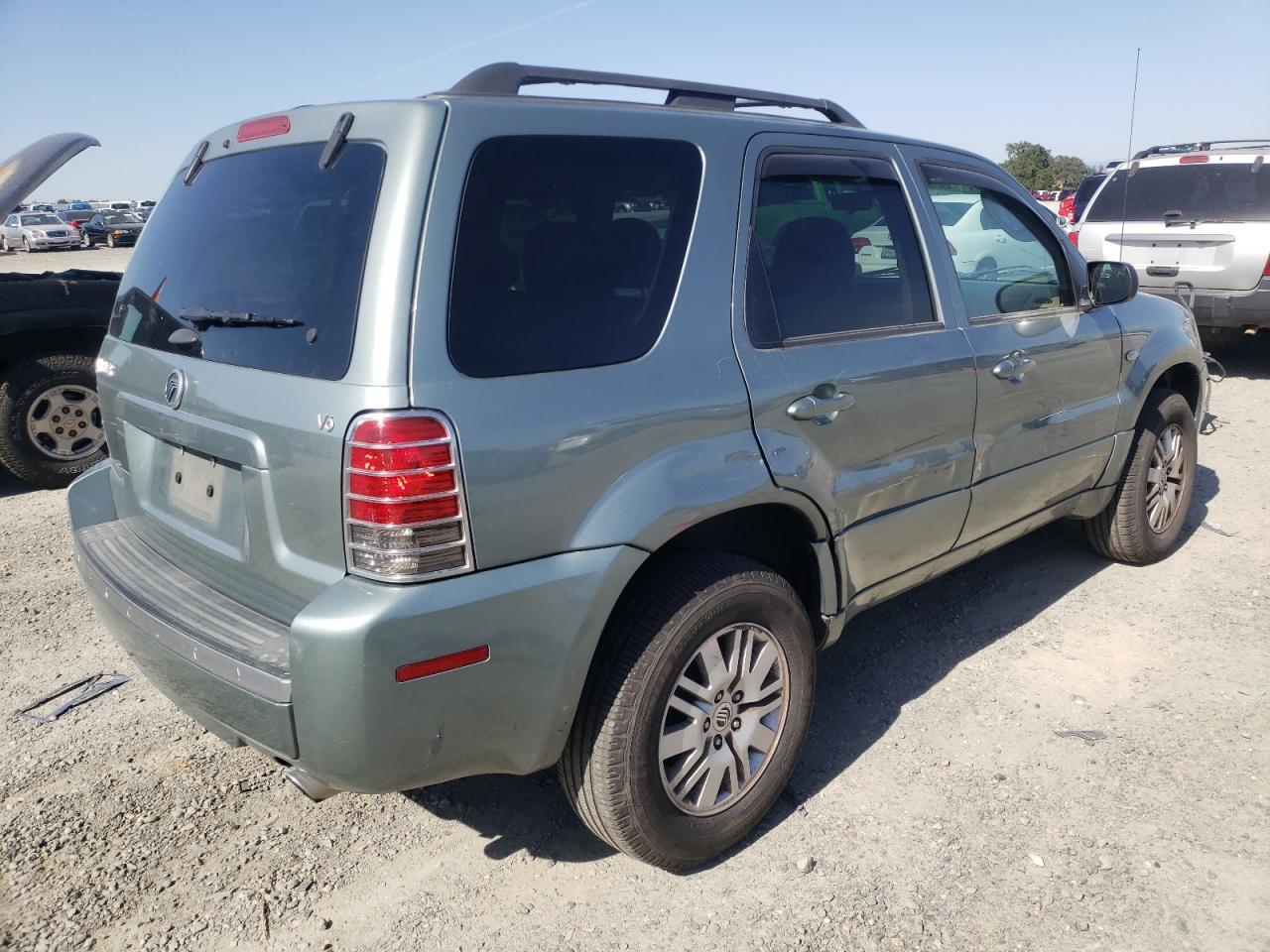 Photo 19 from auction – 2007 MERCURY MARINER LU with VIN 4M2CU81167KJ20966