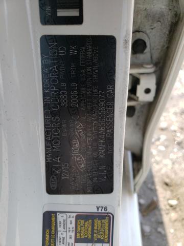 Photo 10 from auction – 2016 KIA FORTE LX with VIN KNAFK4A65G5569077
