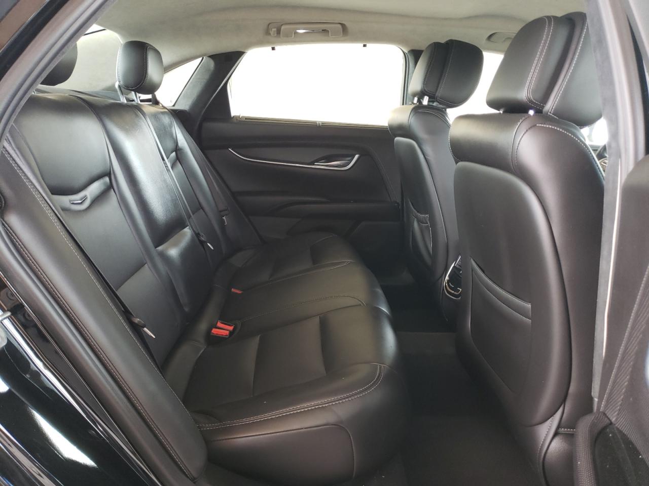 Photo 16 from auction – 2013 CADILLAC XTS LIMOUS with VIN 2GEXG6U36D9161327