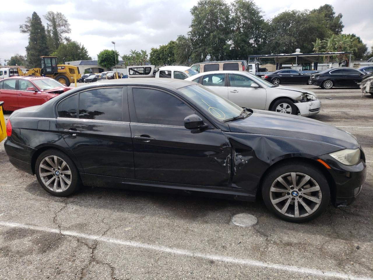 Photo 9 from auction – 2011 BMW 328 I with VIN WBAPH7C53BE673987