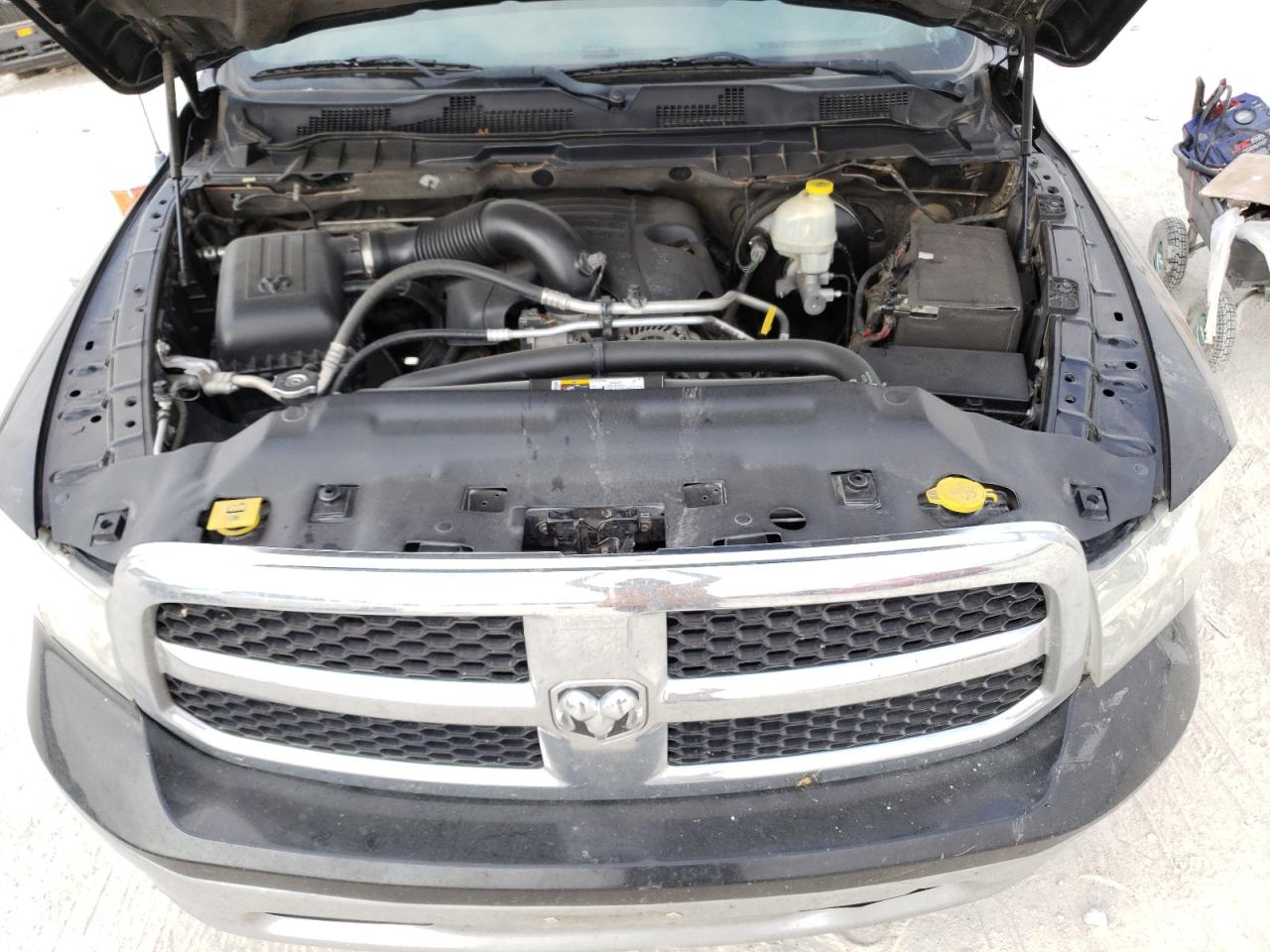 Photo 7 from auction – 2014 RAM 1500 SLT with VIN 1C6RR7GT2ES155478