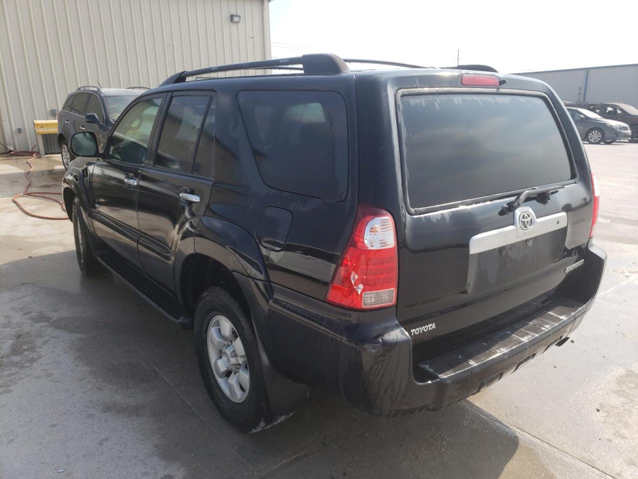 Photo 3 from auction – 2007 TOYOTA 4RUNNER SR with VIN JTEZU14R078078828