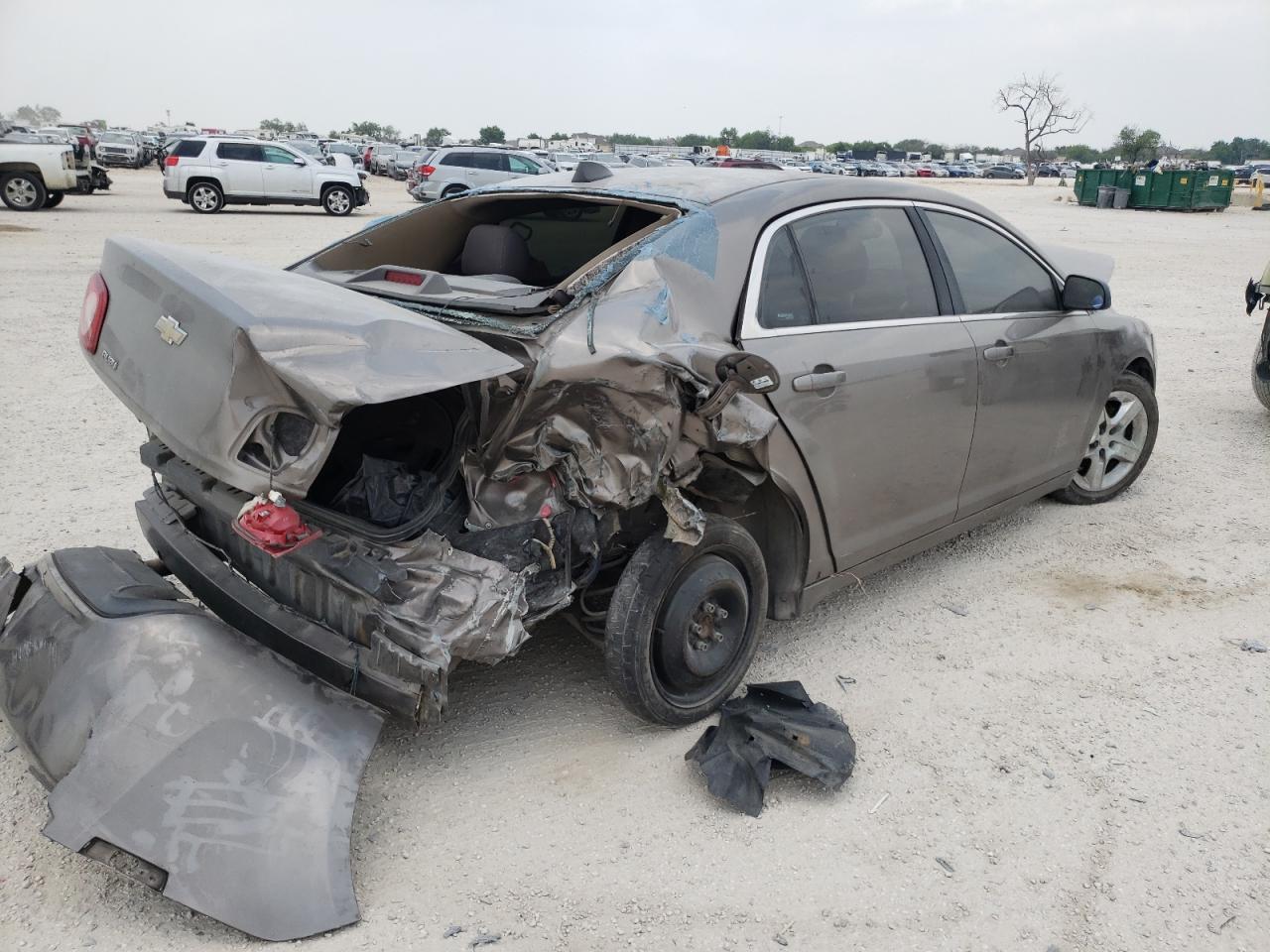 Photo 4 from auction – 2012 CHEVROLET MALIBU LS with VIN 1G1ZA5EU7CF213907
