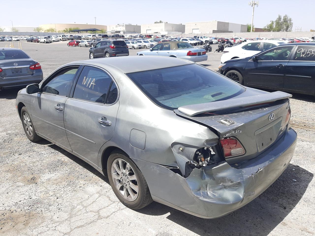 Photo 3 from auction – 2003 LEXUS ES 300 with VIN JTHBF30G330087496