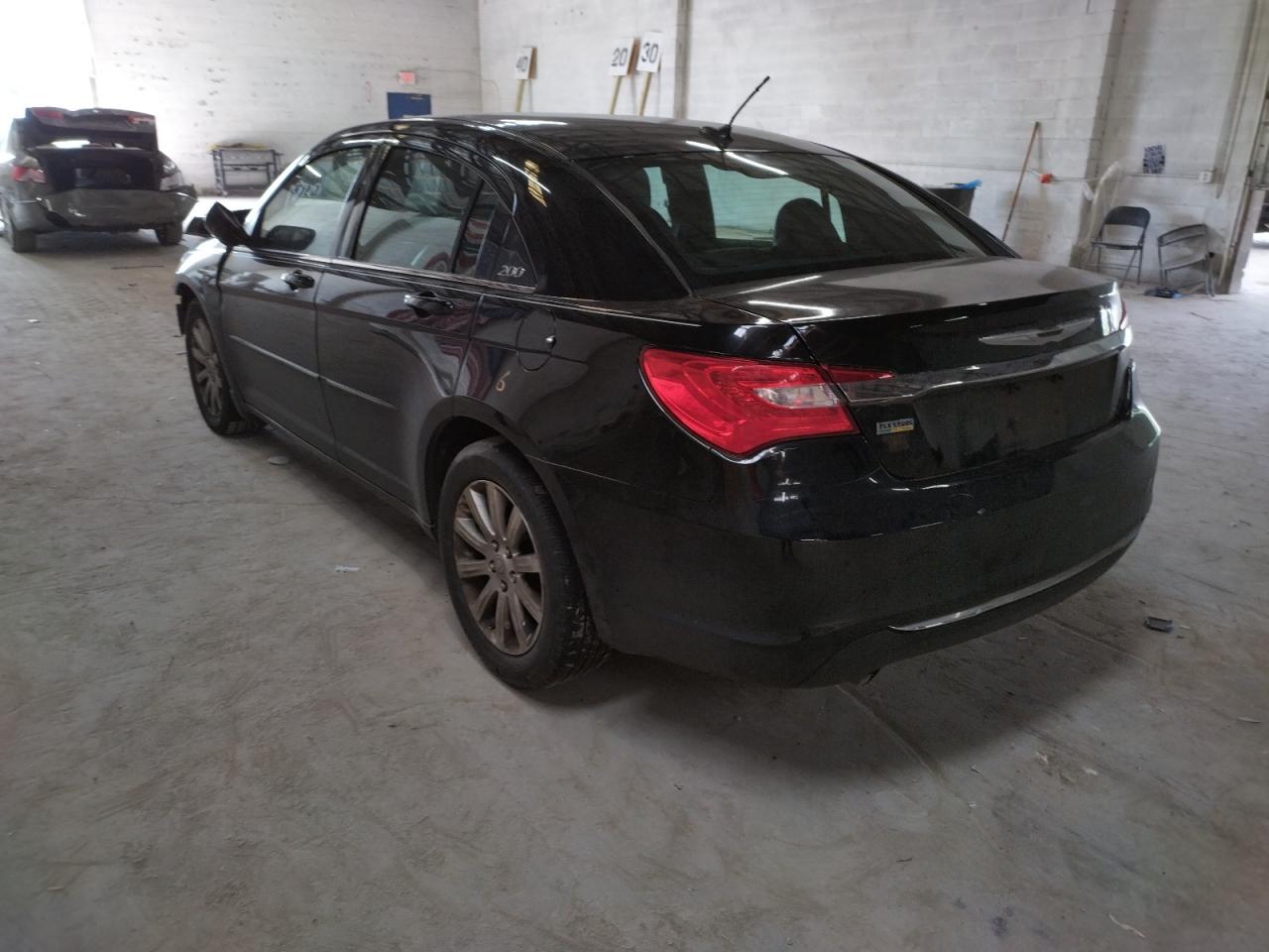 Photo 3 from auction – 2011 CHRYSLER 200 TOURIN with VIN 1C3BC1FG9BN550415