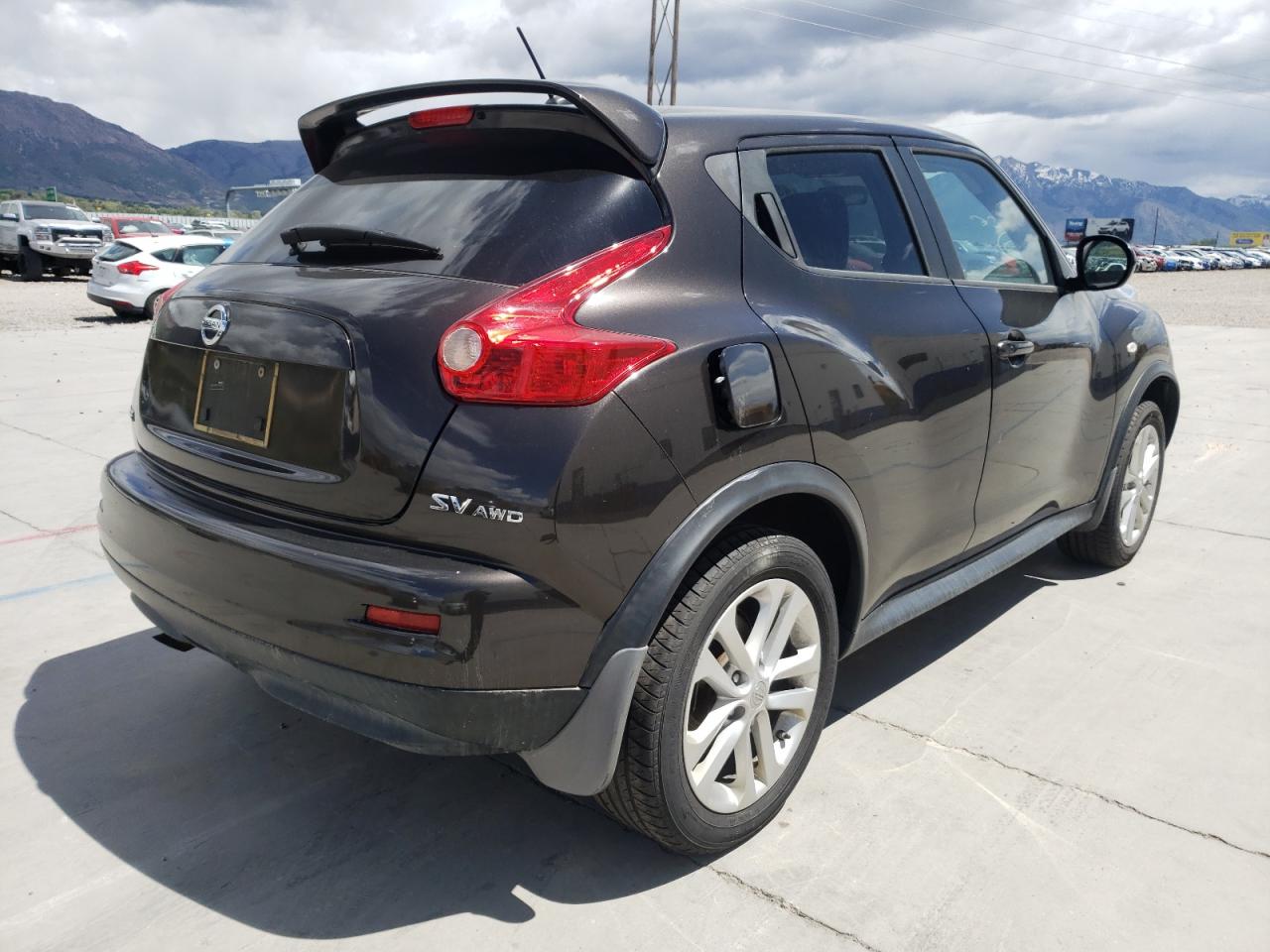 Photo 4 from auction – 2011 NISSAN JUKE S with VIN JN8AF5MV7BT013971