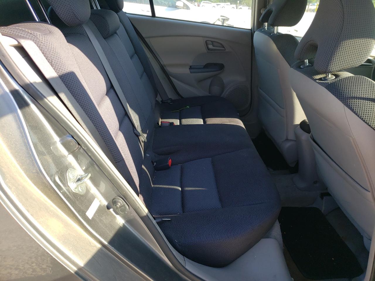 Photo 6 from auction – 2010 HONDA INSIGHT EX with VIN JHMZE2H72AS002911