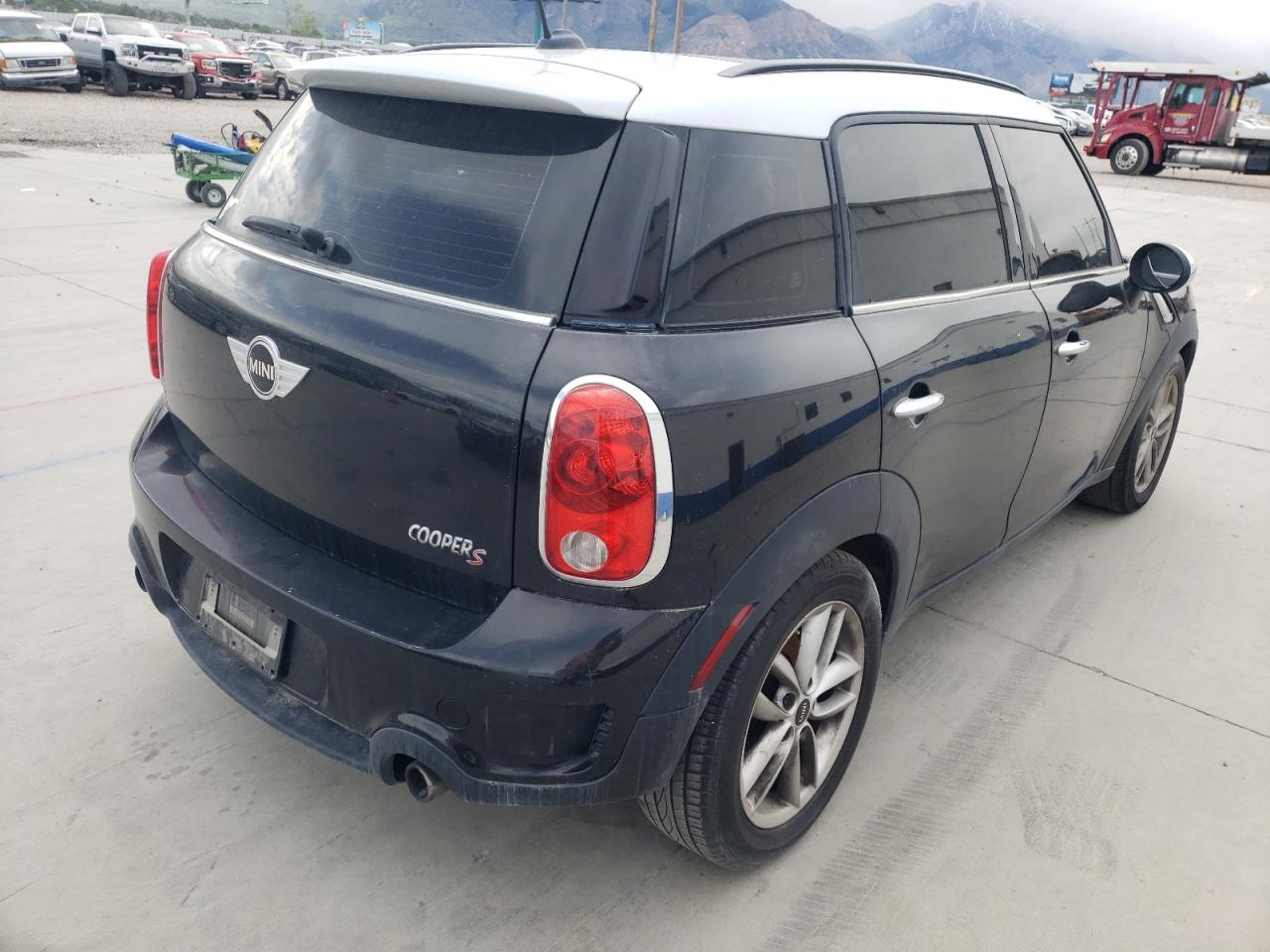 Photo 4 from auction – 2011 MINI COOPER S C with VIN WMWZC3C55BWM25721