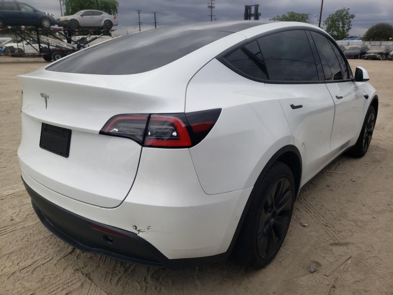 Photo 4 from auction – 2021 TESLA MODEL Y with VIN 5YJYGDED2MF110489