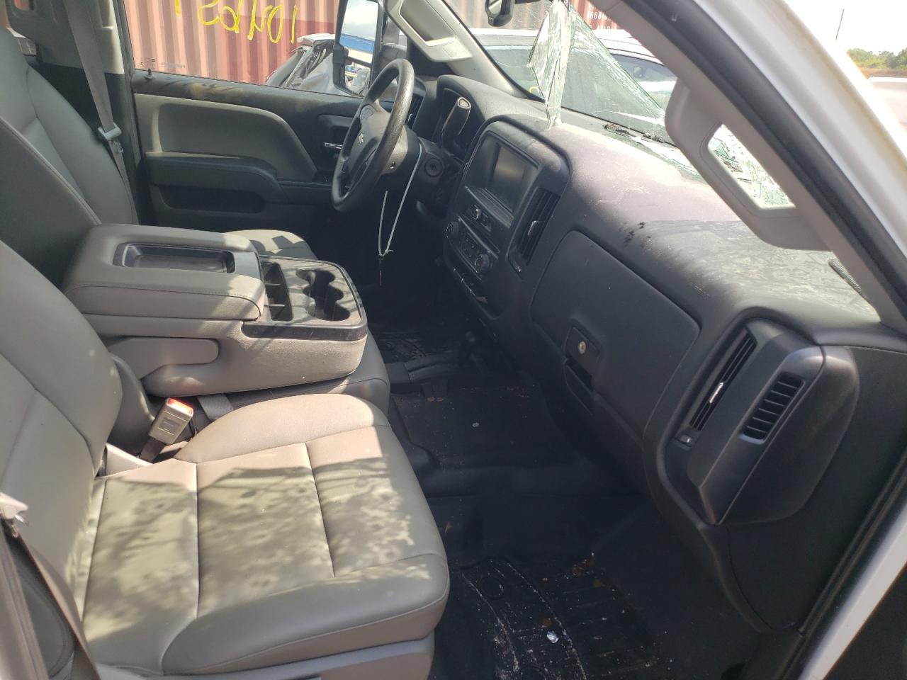 Photo 5 from auction – 2016 CHEVROLET SILVERADO with VIN 1GC1KUEG3GF263344