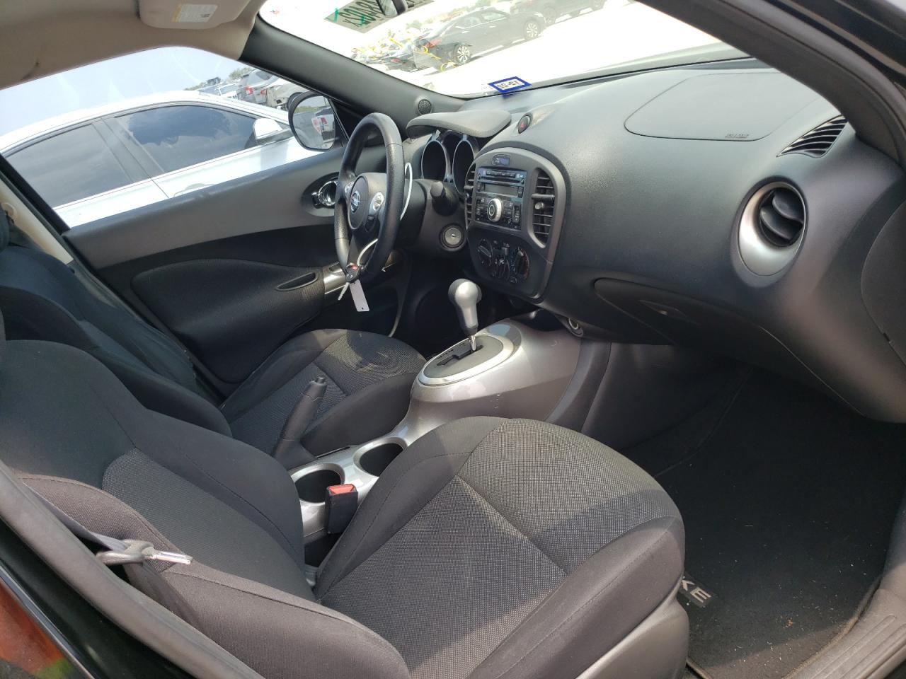Photo 5 from auction – 2014 NISSAN JUKE S with VIN JN8AF5MR8ET354108