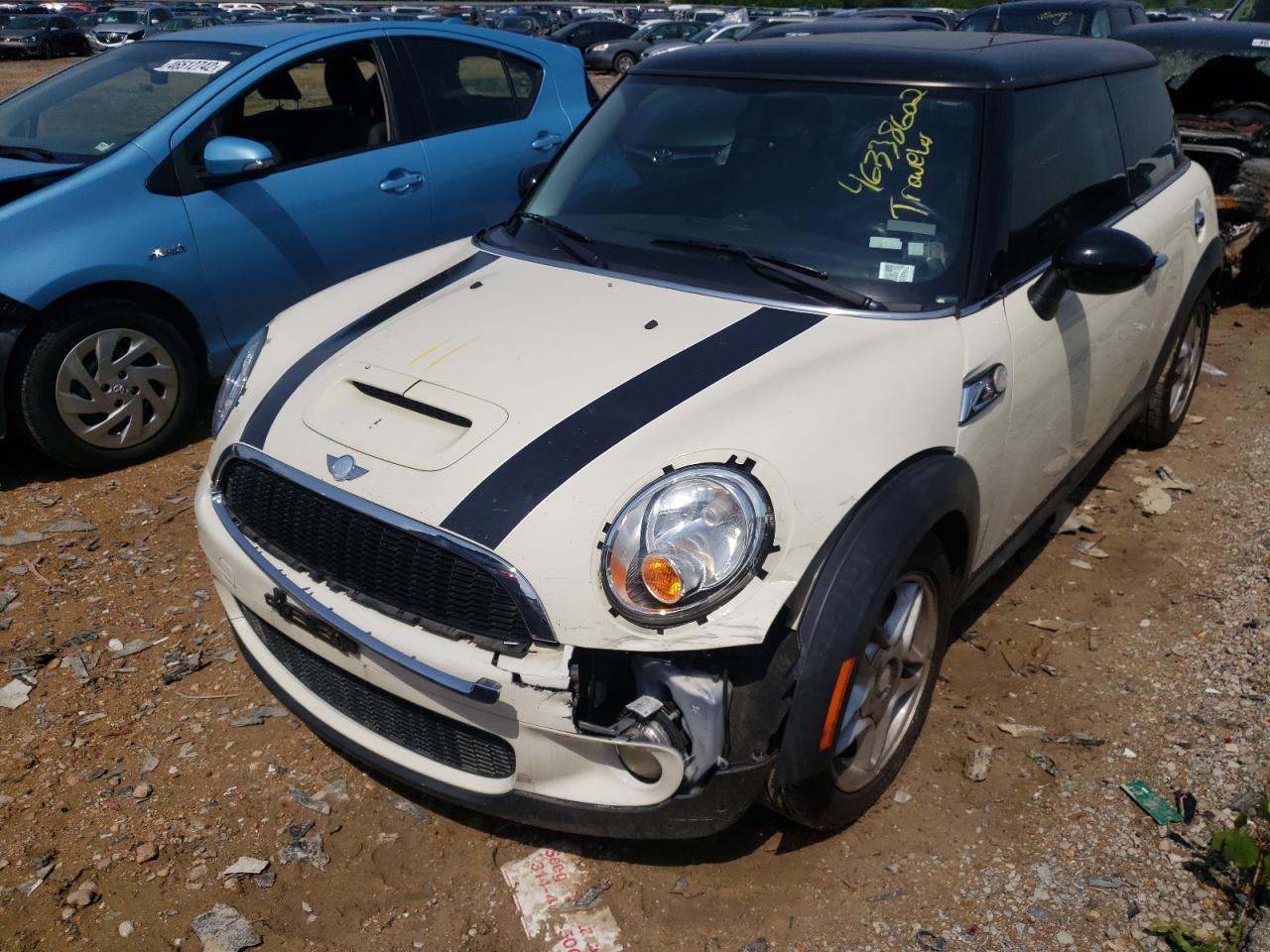 Photo 9 from auction – 2009 MINI COOPER S with VIN WMWMF73529TW84011