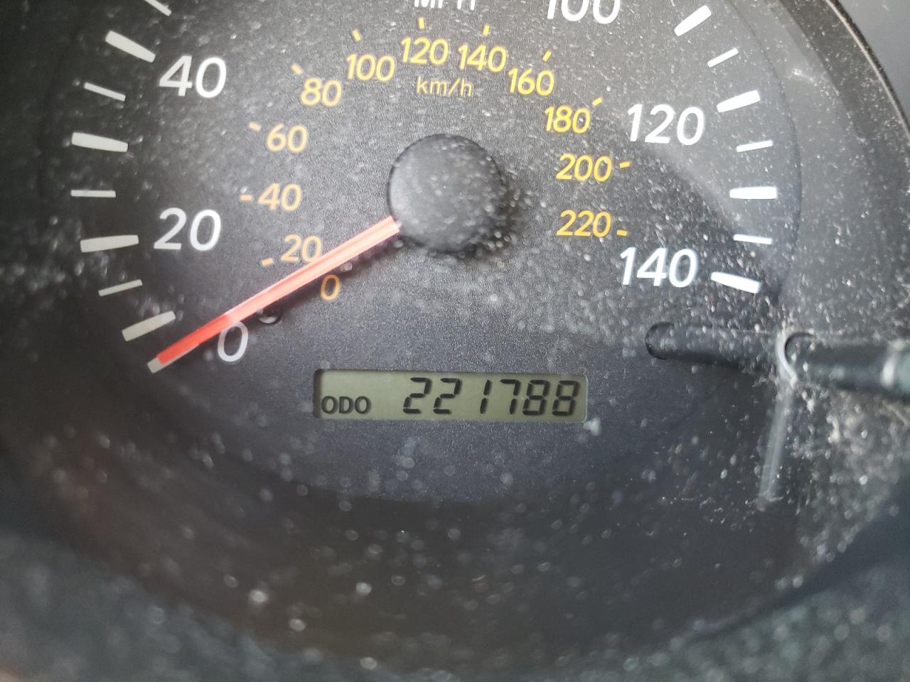 Photo 8 from auction – 2003 TOYOTA HIGHLANDER with VIN JTEGF21A030104830