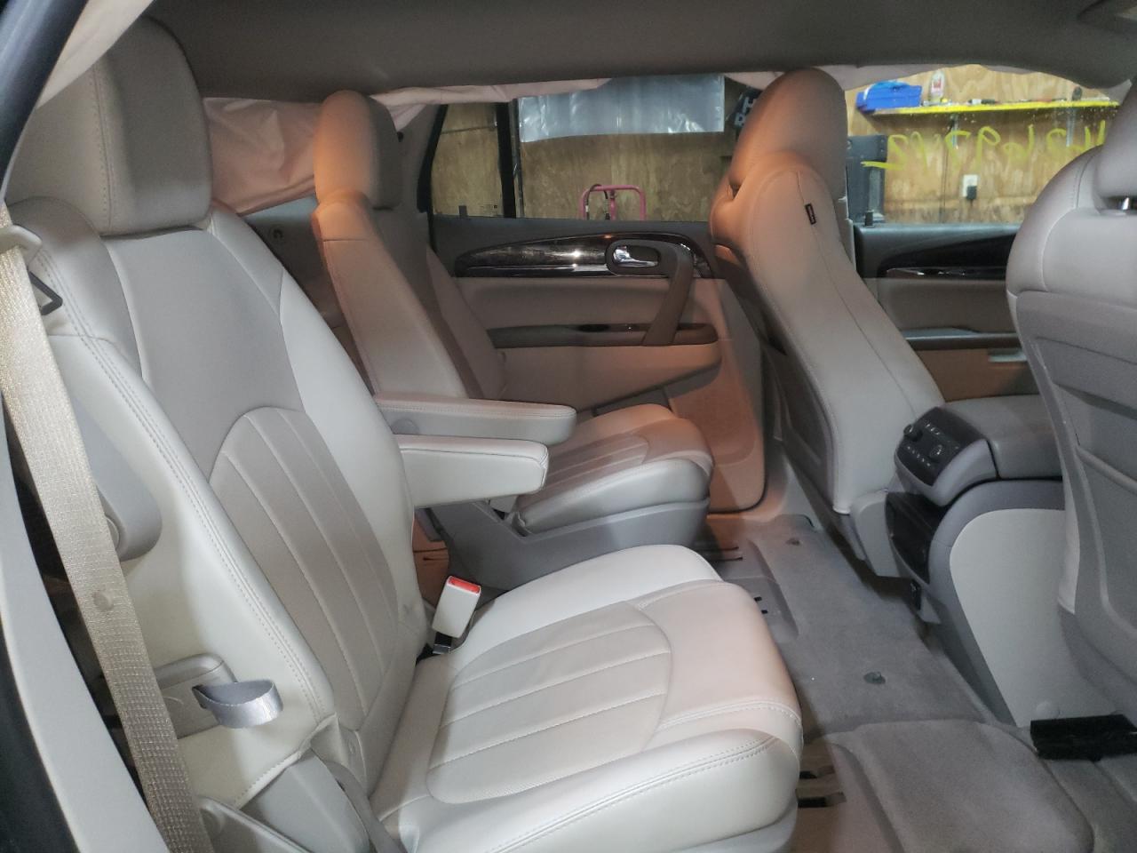 Photo 6 from auction – 2015 BUICK ENCLAVE with VIN 5GAKRBKD6FJ359660