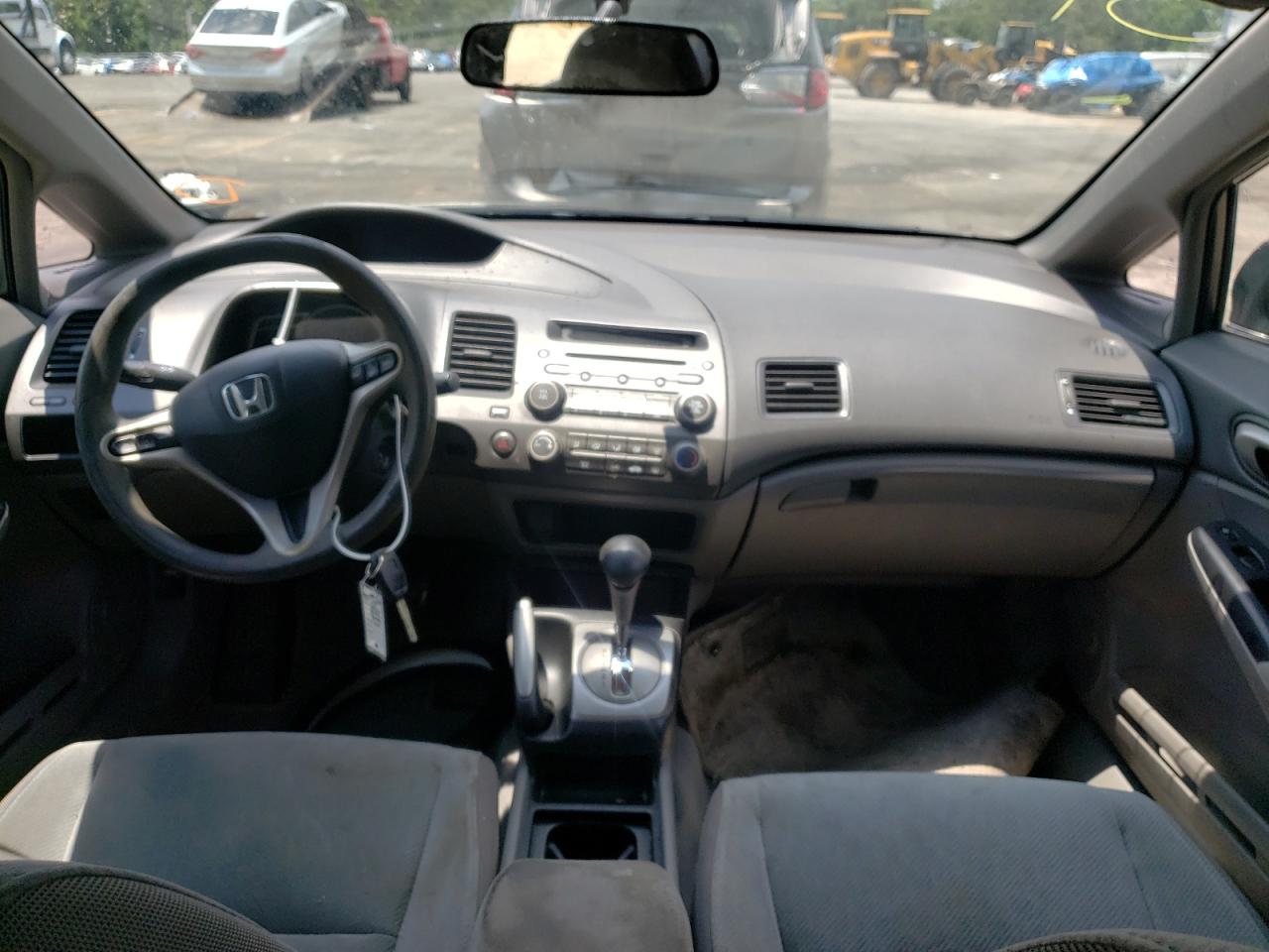 Photo 9 from auction – 2010 HONDA CIVIC EX with VIN 19XFA1F83AE024845