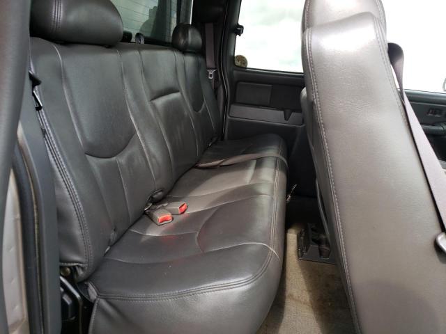 Photo 6 from auction – 2005 CHEVROLET SILVERADO with VIN 1GCEK19TX5E194016