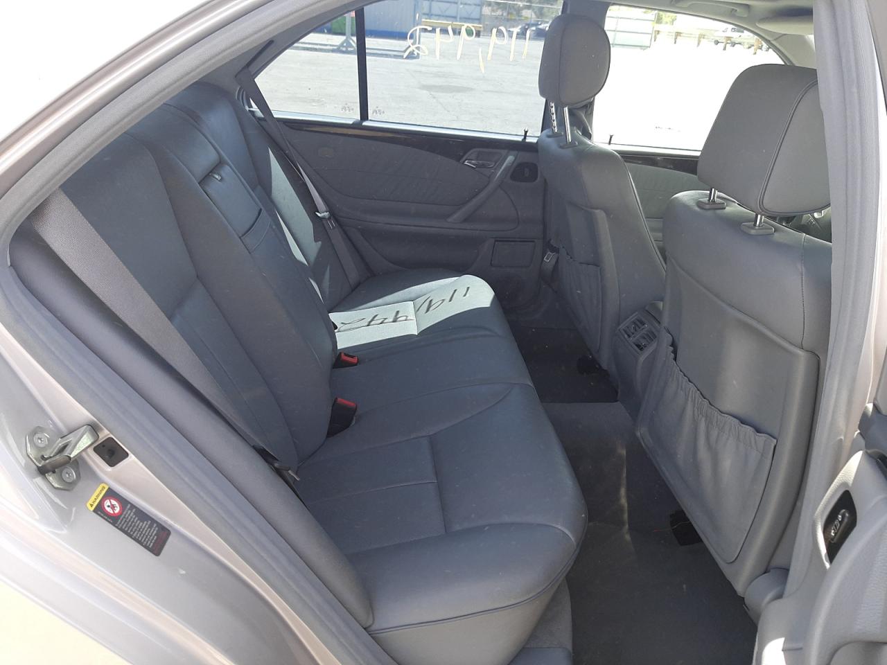 Photo 6 from auction – 2002 MERCEDES-BENZ E 320 with VIN WDBJF65J92B483081