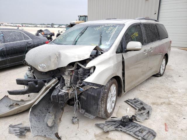 Photo 2 from auction – 2015 TOYOTA SIENNA XLE with VIN 5TDYK3DC2FS592591
